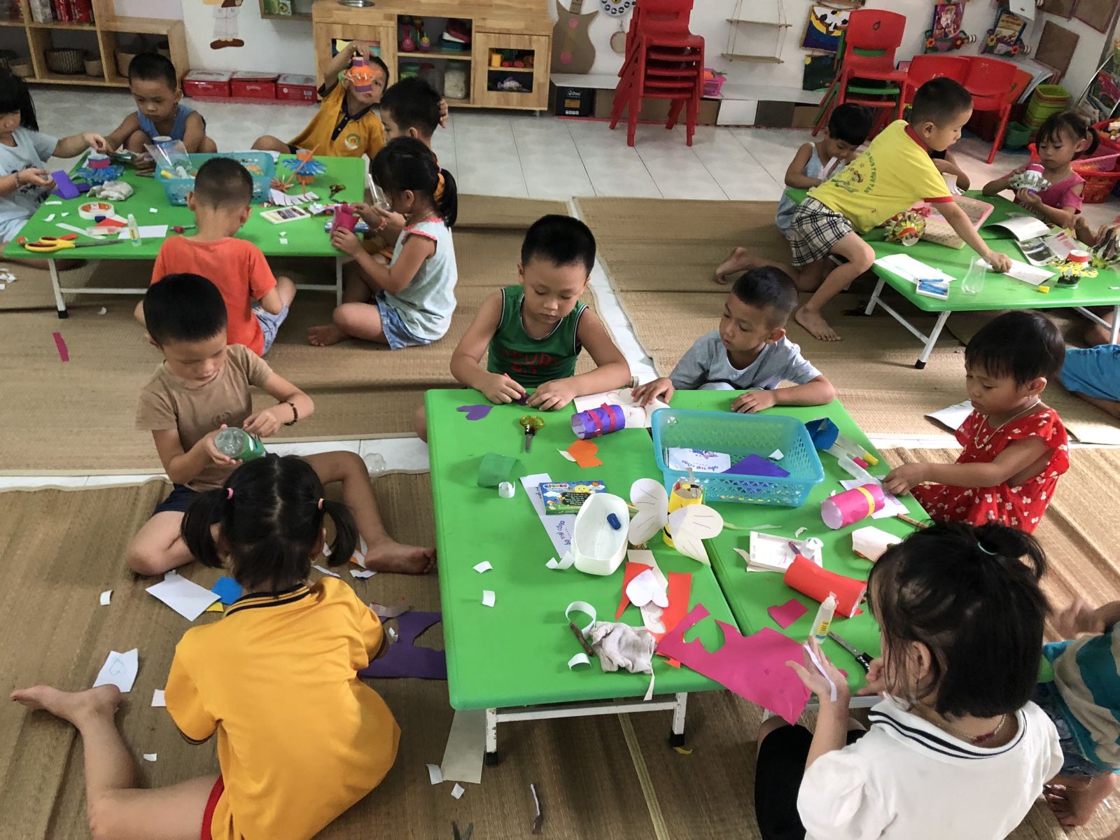 Giáo án STEAM 5 6 tuổi chủ đề trường mầm non sáng tạo, thu hút