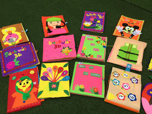 đồ chơi thông minh cho bé 2 tuổi