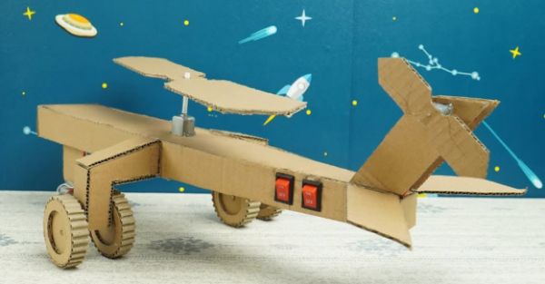 Làm sản phẩm STEM bằng bìa cát tông kích thích sáng tạo ở trẻ