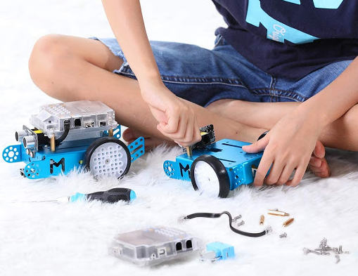 quà giáng sinh cho bé trai