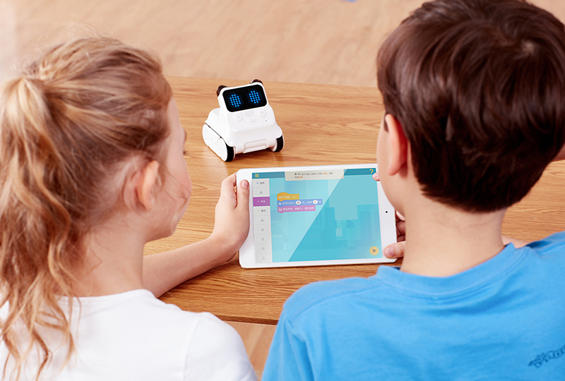 mBlock 5 là gì? Giới thiệu robot sử dụng phần mềm mBlock 5