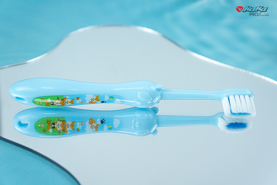 Bàn chải KaKa siêu mềm và an toàn dành riêng cho trẻ em