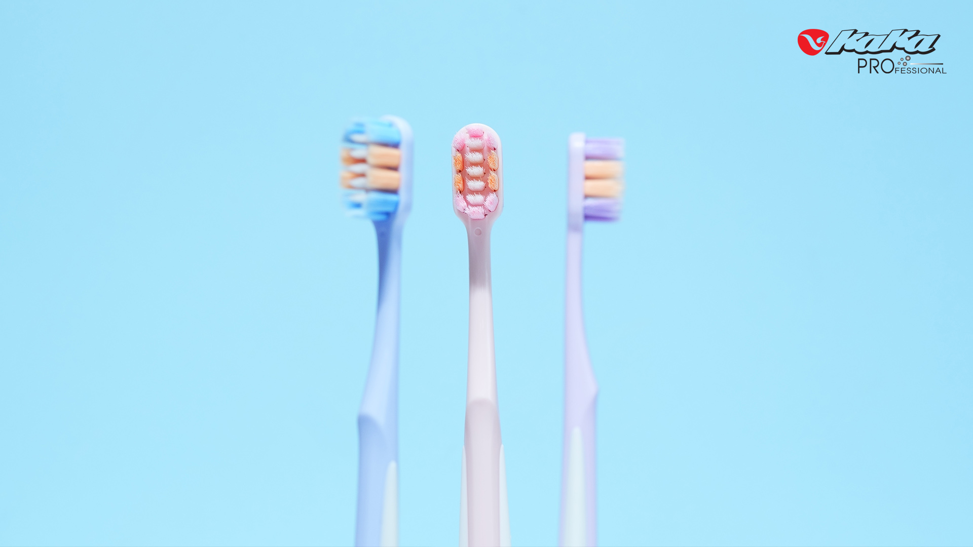 Bàn chải KaKa với thiết kế làm sạch răng miệng tối ưu
