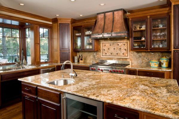 Trang trí bếp bằng đá marble vàng 