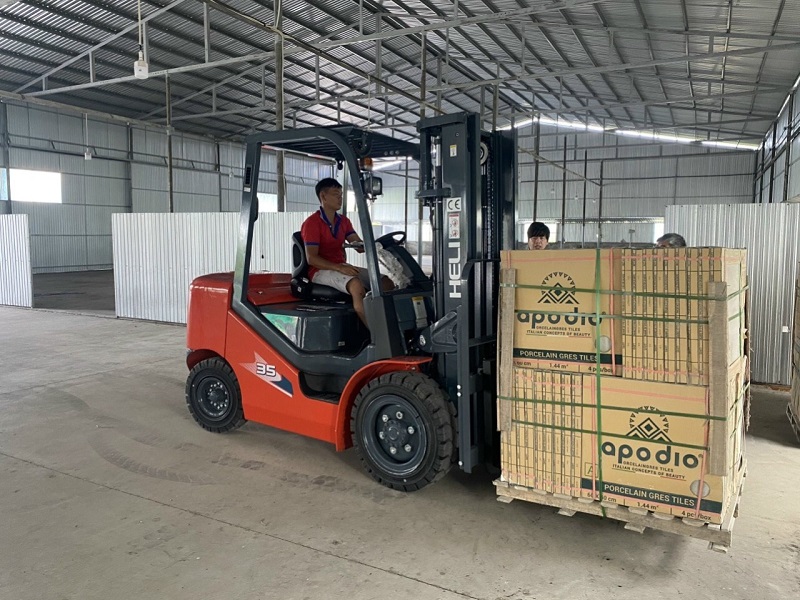 Xe nâng Heli 3.5 tấn H3 Series CPCD35-W4H