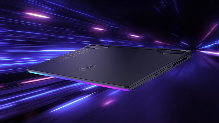 MSI GE77 có cho mình tất cả cổng kết nối hiện đại