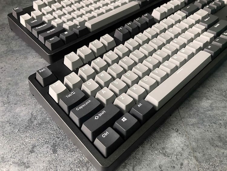 Giới thiệu bàn phím cơ tông đen, xám cực kì thu hút