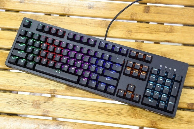 Kết nối dây đầu USB dễ dàng tháo lắp sử dụng