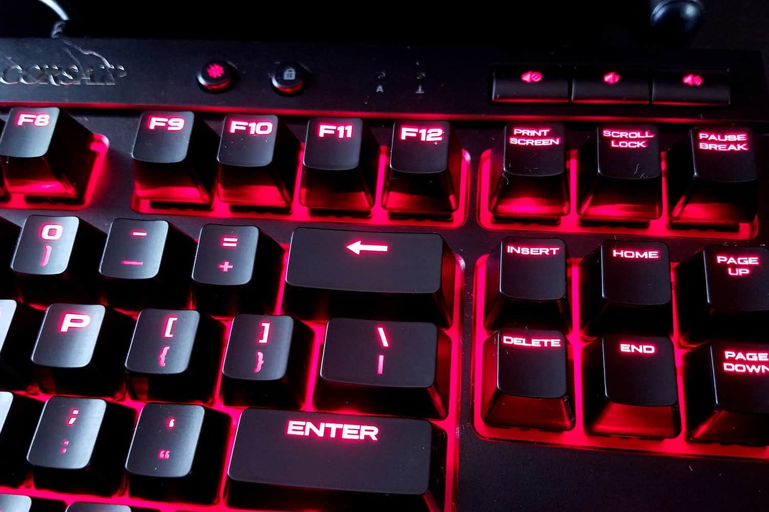 Đèn Led RGB rực rỡ, đa dạng màu sắc đầy phong cách