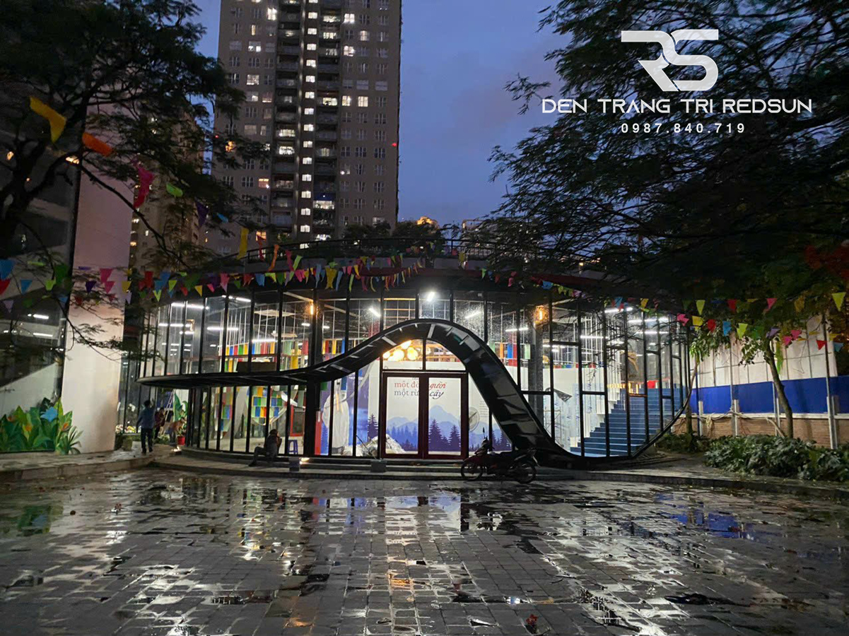 thi-cong-lap-dat-den-trang-tri-tai-thu-vien-truong-thpt-luong-the-vinh