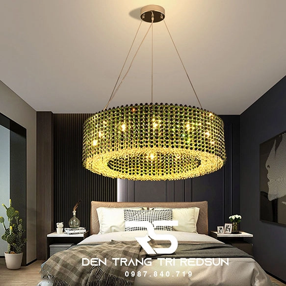 Đèn chùm pha lê cho không gian phòng ngủ