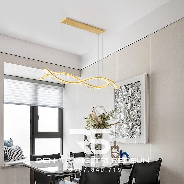Đèn chùm thả bàn ăn chất liệu pha lê