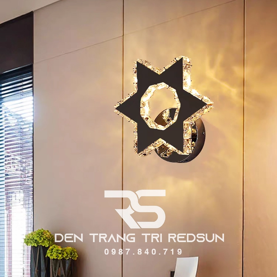 Đèn decor treo tường cao cấp chất liệu pha lê