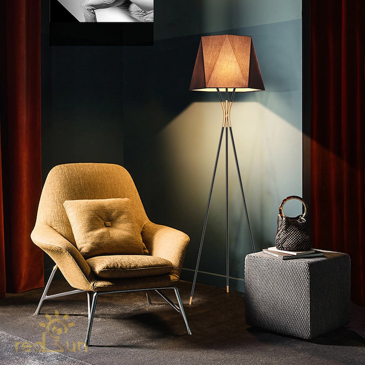 Mẫu đèn sàn hiện đại DS2020