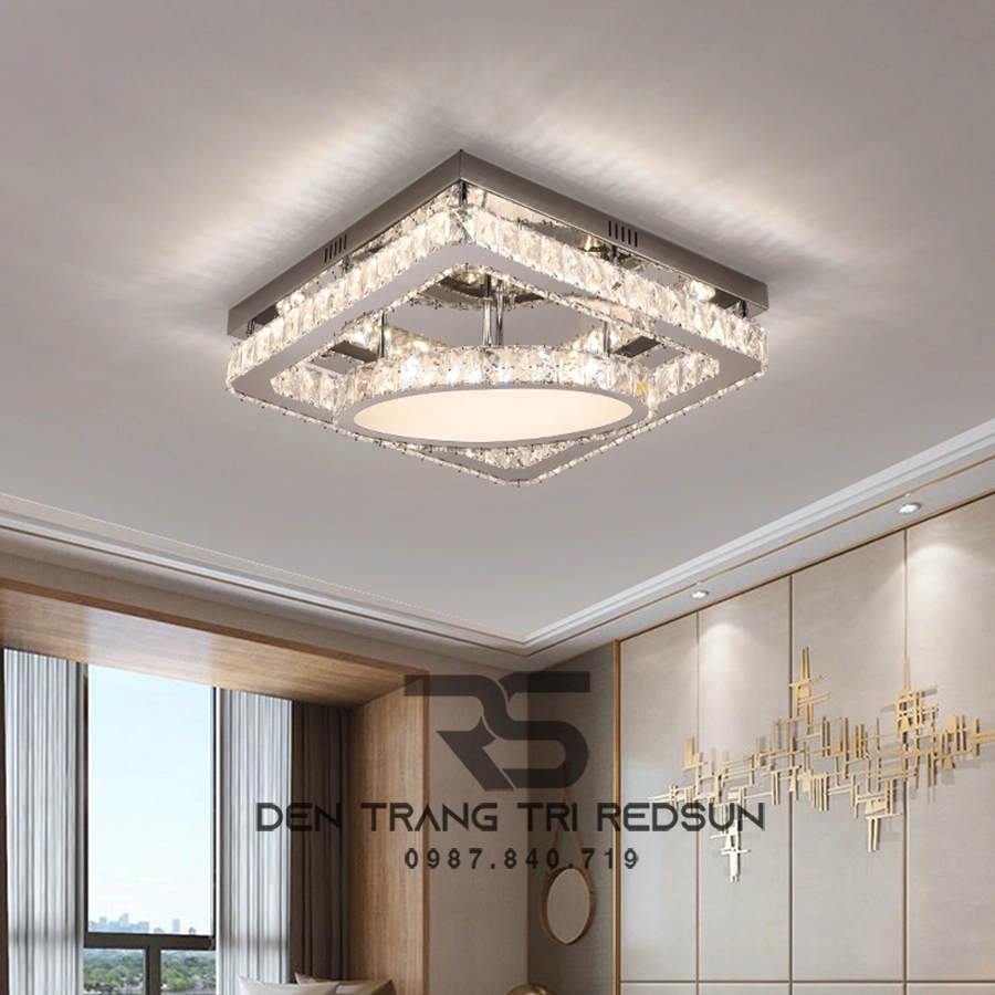 Đèn mâm ốp trần vuông thiết kế độc đáo