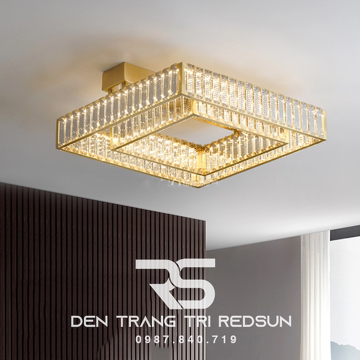 Thiết kế đèn mâm ốp trần vuông đơn giản mà sang trọng