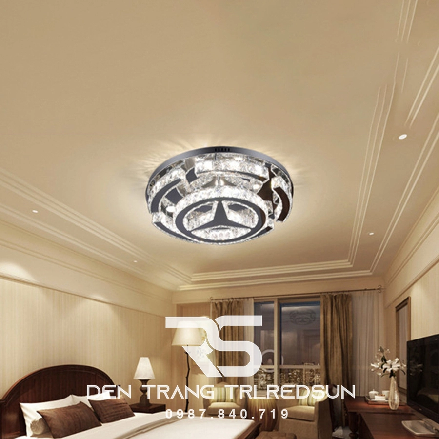 Thiết kế đèn mâm pha lê tròn độc đáo, tinh tế