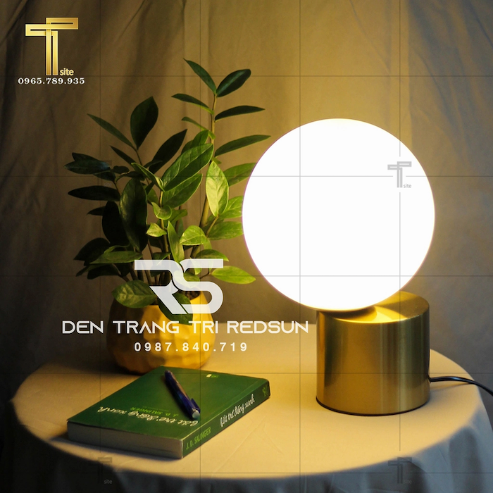 Đèn ngủ trang trí đơn giản mà đẹp