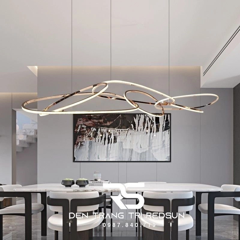 Vị trí lắp đặt đèn thả bàn ăn cần phụ thuộc vào nhiều yếu tố khác nhau