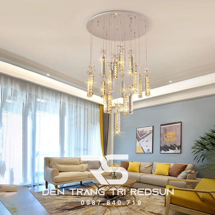 Đèn thả cầu thang thông tầng chất liệu pha lê hiện đại