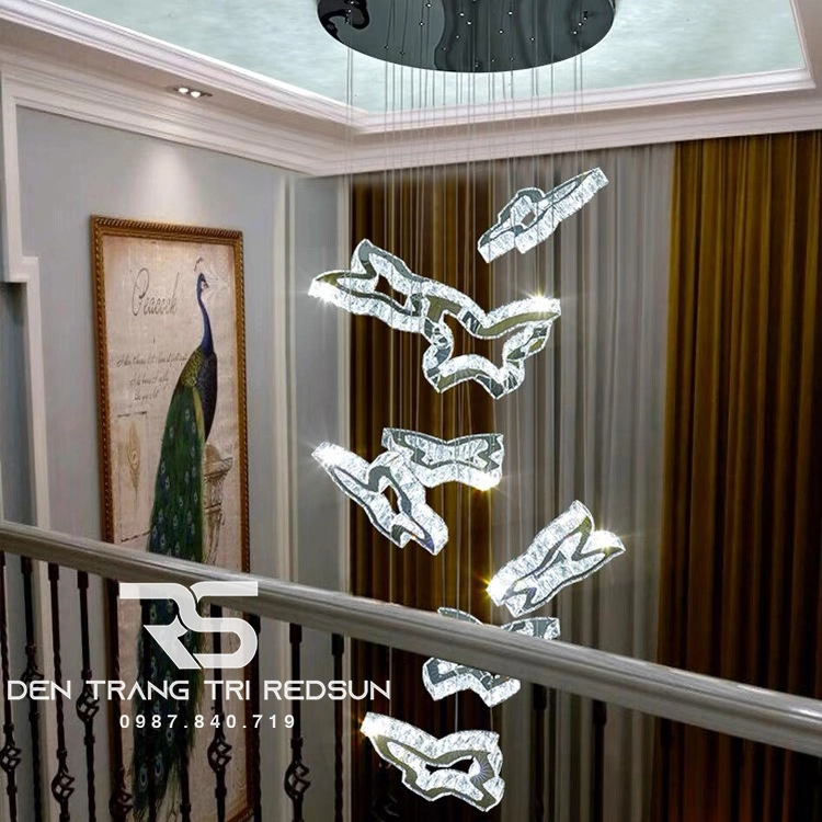 Đèn thả giếng trời chất liệu pha lê cao cấp