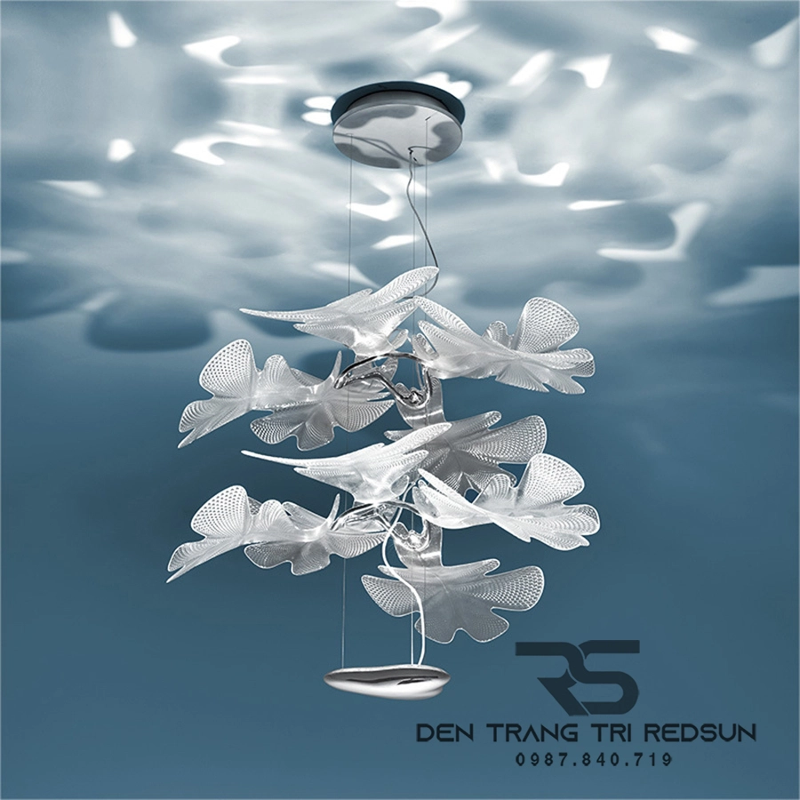 Mỗi khu vực lại phù hợp với những thiết kế đèn thả giếng trời khác nhau