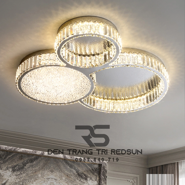 Đèn trần phòng ngủ hiện đại thiết kế ấn tượng