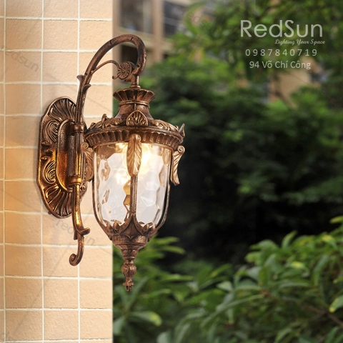 Đèn tường cổ điển mang lại sự thu hút cho người dùng