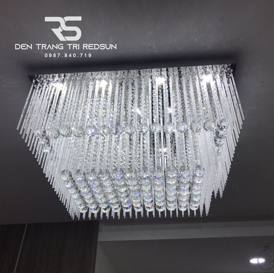 den-mam-pha-le-op-tran-phong-khach-hien-dai-m9131