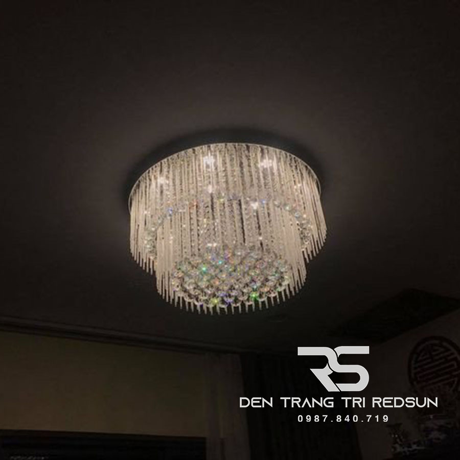 den-mam-pha-le-op-tran-phong-khach-hien-dai-m9088