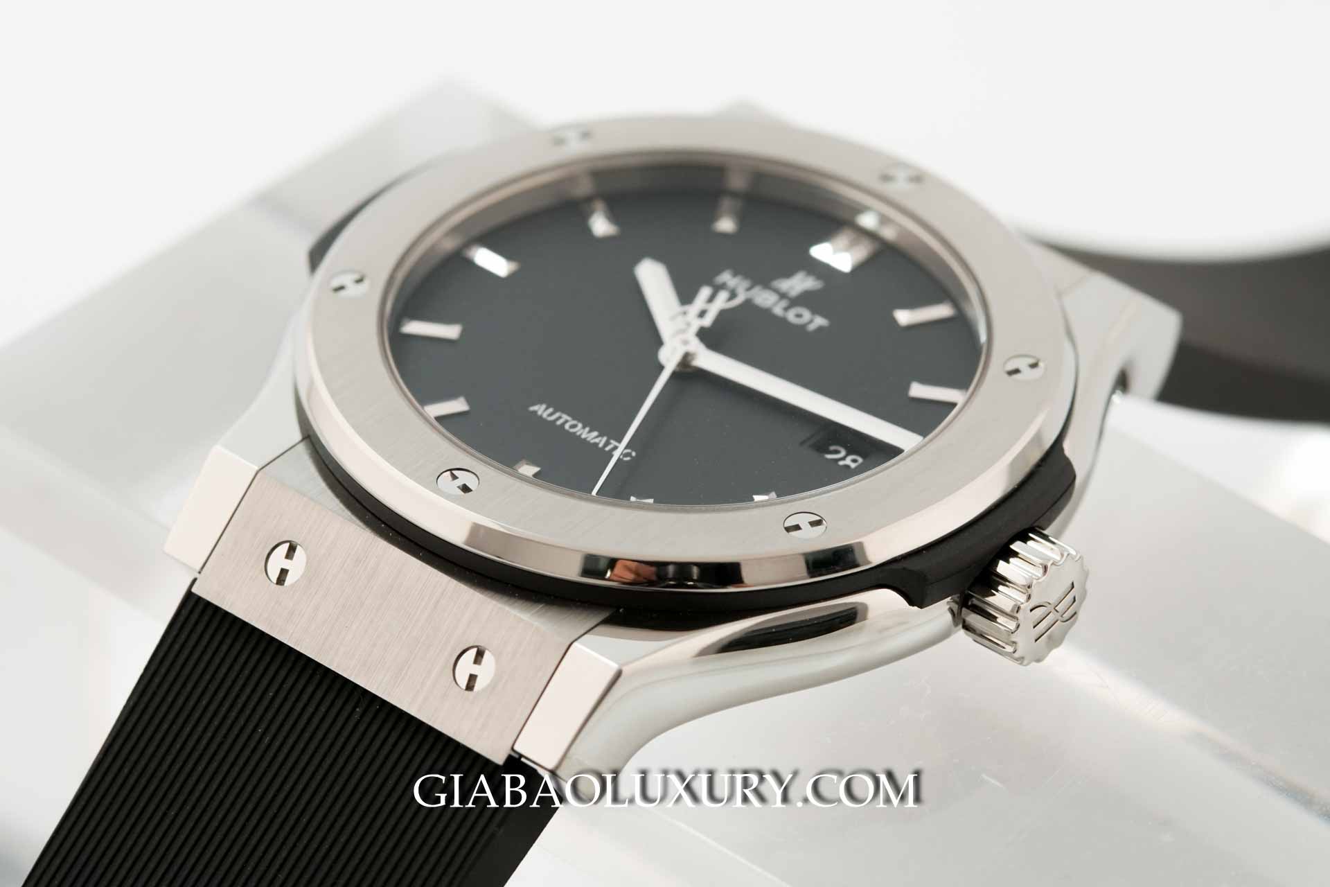Hublot Classic Fusion Black Titanium 42mm 542.NX.1171.RX Hublot Classic Fusion Black Titanium 42mm 542.NX.1171.RX
