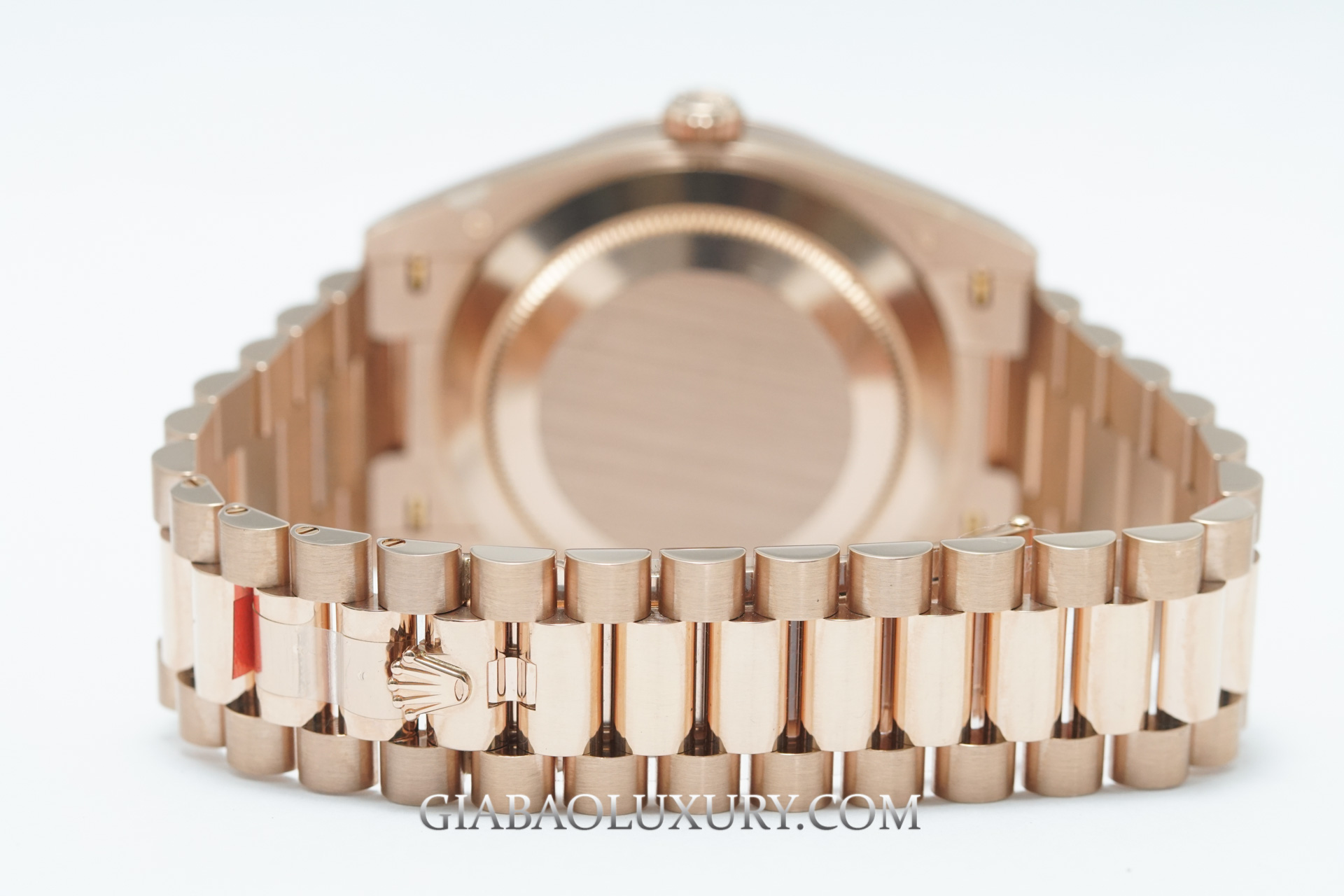 Rolex Day-Date 228345RBR Mặt Số Chocolate Cọc Kim Cương Rolex Day-Date 40 228345RBR Mặt Số Chocolate Cọc Kim Cương (Like New)