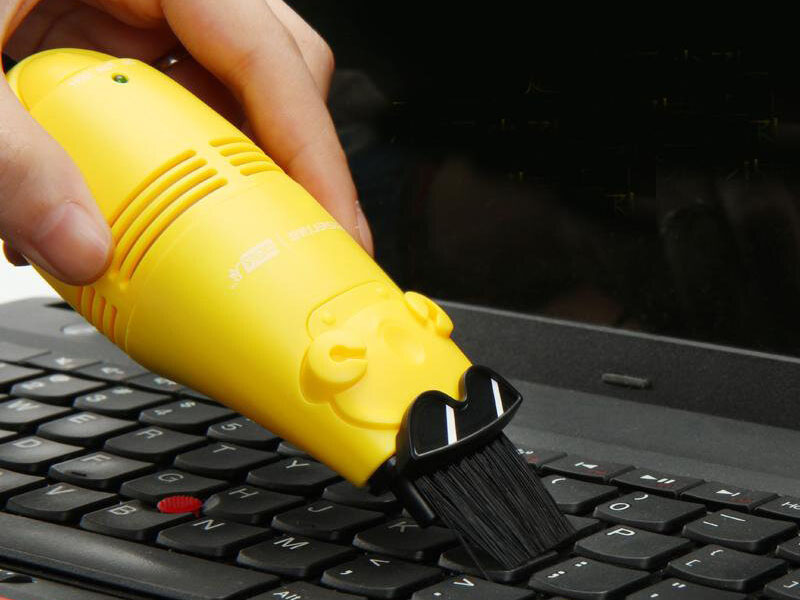 vệ sinh phần bàn phím