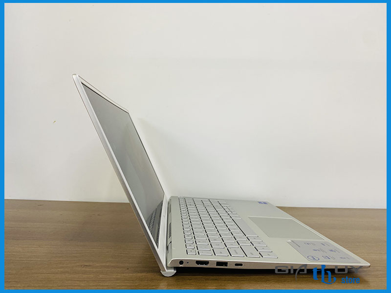 Laptop Dell Inspiron 5502 i7 1165G7 giá rẻ BMT-HCM
