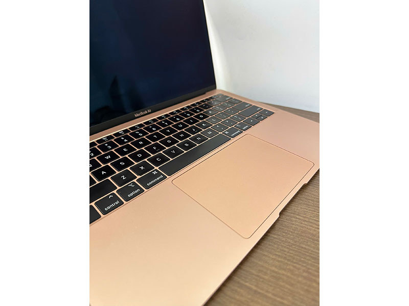 Macbook Air 2018 i5 giá rẻ bmt - hcm