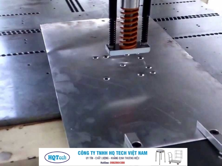 gia công đột cnc