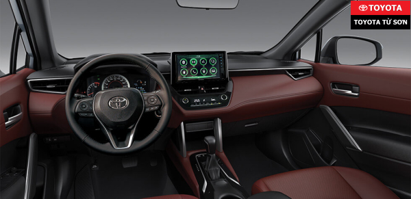 Khoang lái được thiết kế đơn giản, đẹp mắt