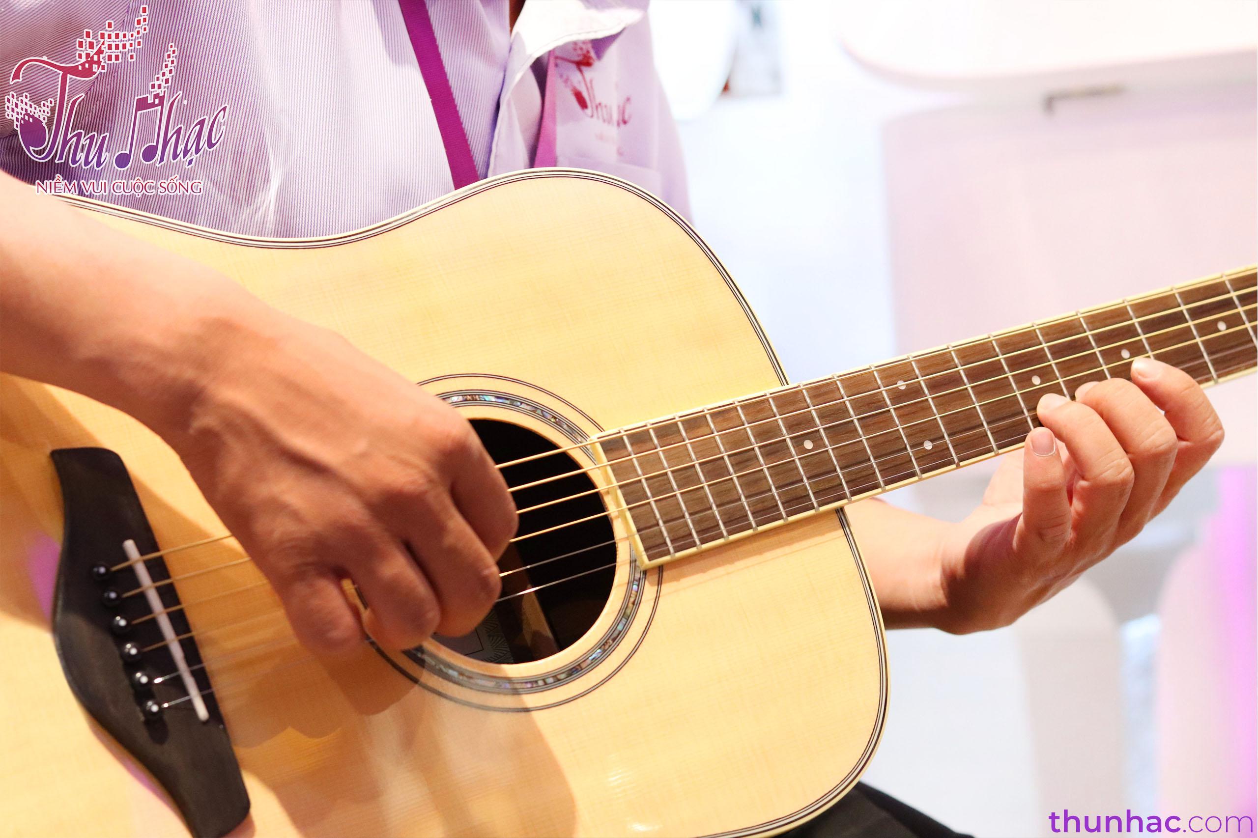 khi nào nên thay dây đàn guitar