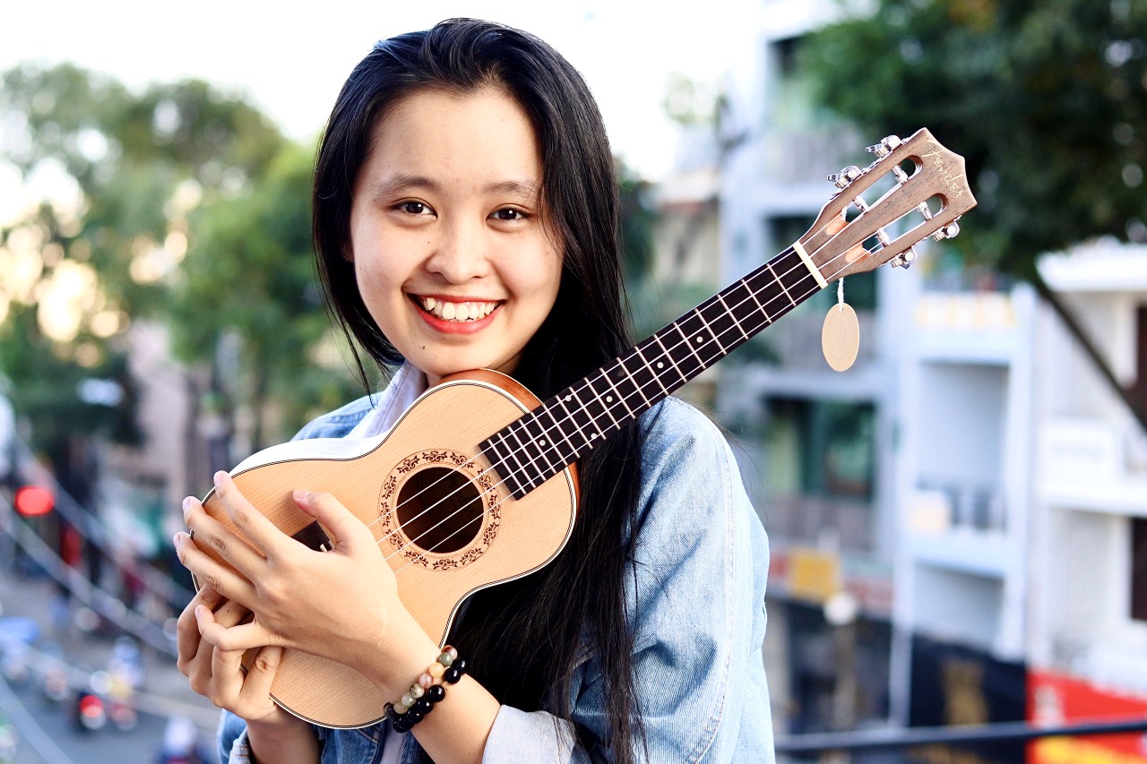 Khóa học đàn ukulele giá rẻ