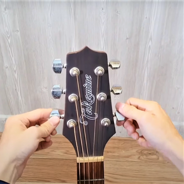 Cách nới lỏng dây đàn acoustic