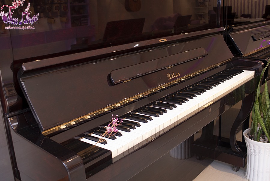 lên dây đàn, căn chỉnh dây Piano cơ đúng cách.