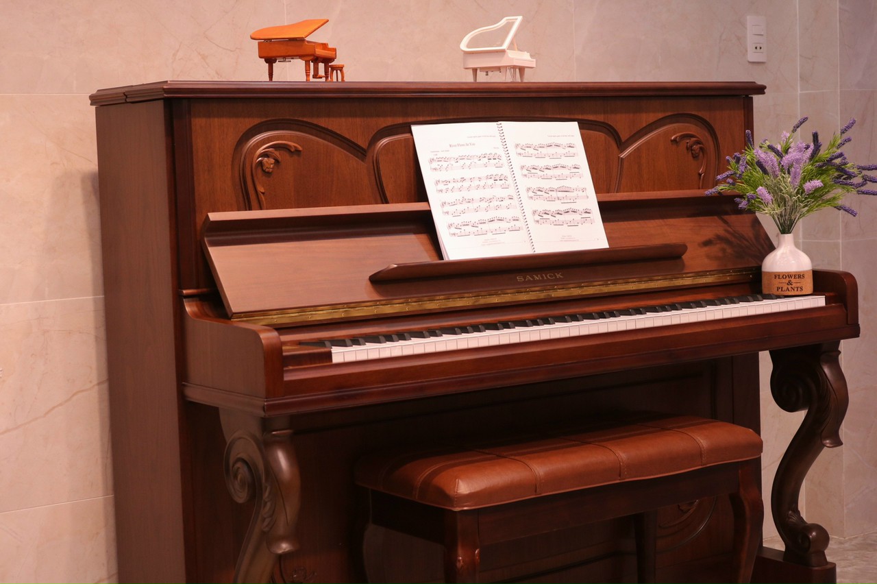 giá thuê đàn Piano điện, cơ