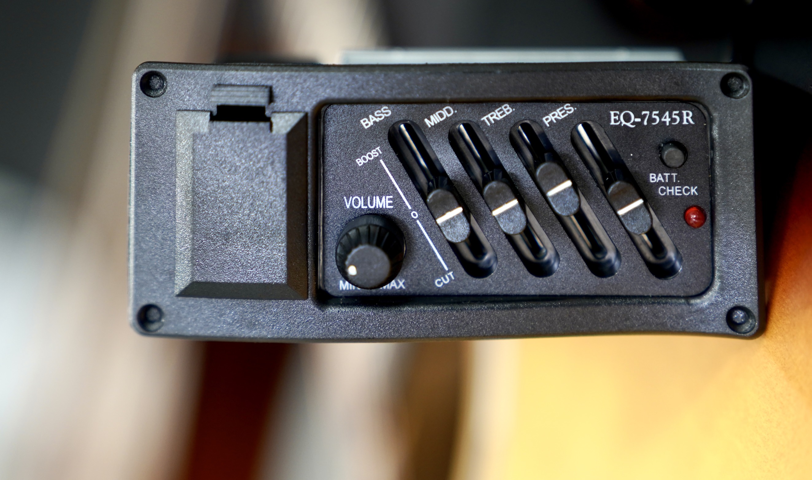 EQ guitar giá rẻ quận 2