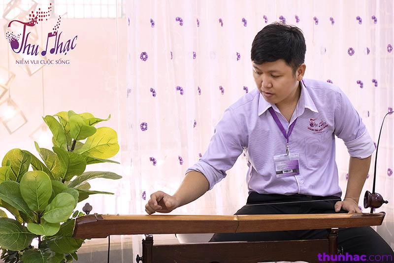 Khóa học đàn bầu offline và online tại Thu Nhạc phường Tân Sơn Nhì TPHCM