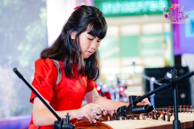 Học phí học đàn tranh tại quận 6 TPHCM