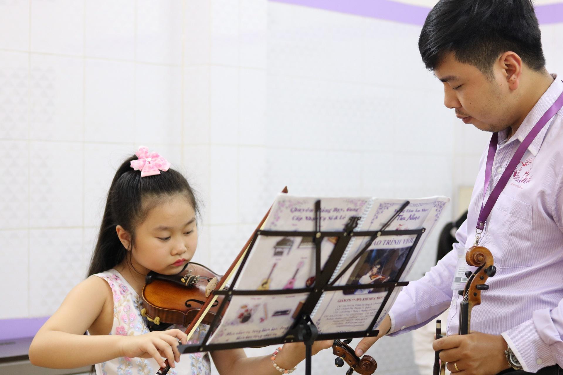 Học chơi violin cho bé ở đâu tại TP. HCM