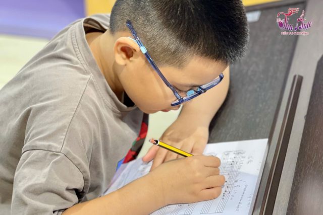 Học tăng cường piano miễn phí