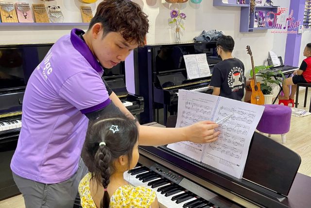 Khóa học đàn piano 1 kèm 1 chất lượng