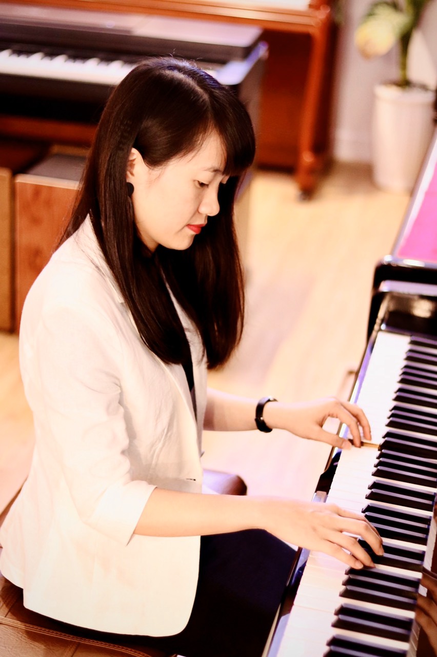 Học piano online có khó học hay không?