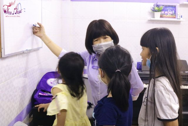 Giáo viên dạy trống Cajon chuyên nghiệp